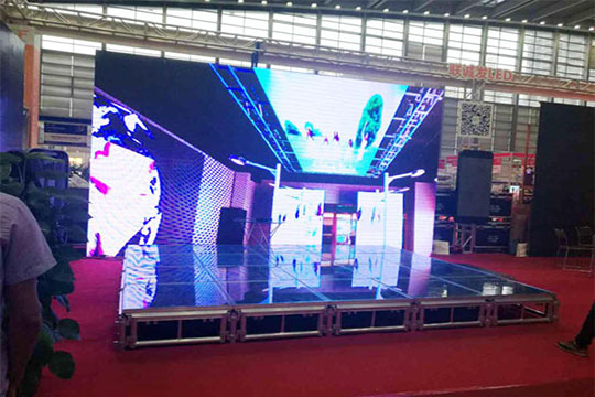 米兰milan 与您一起玩嗨2016深圳国际光博会