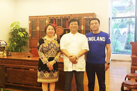 孔子后裔 文化界名家孔维克先生作客米兰milan